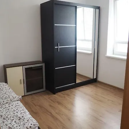 Hidden In The Old Town Under The Castle Διαμέρισμα *